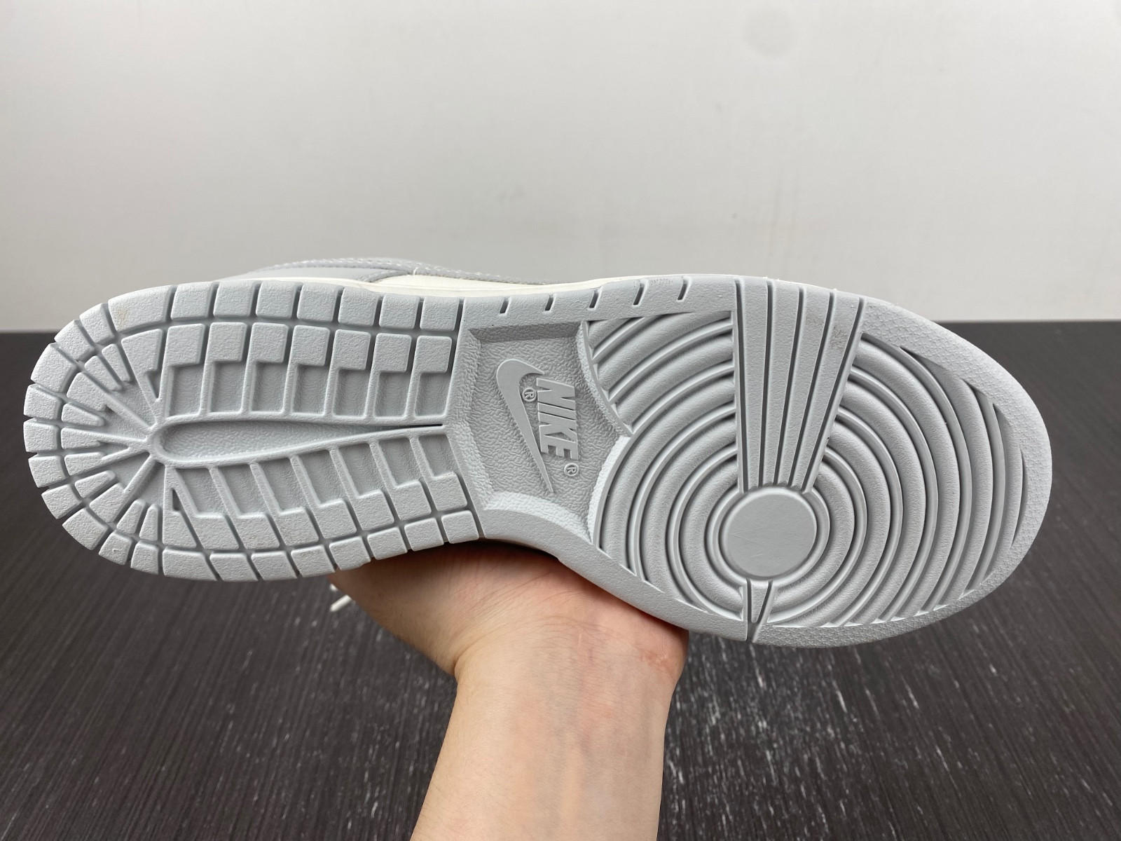 Nike Dunk Low "Needle Thread" FJ4553-133