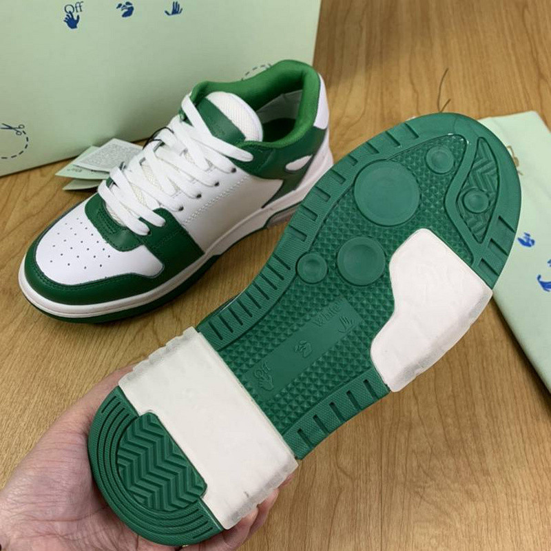 Off-White c/o Virgil Abloh