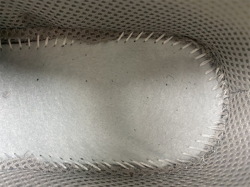 Ba*len*cia*ga phantom sneaker