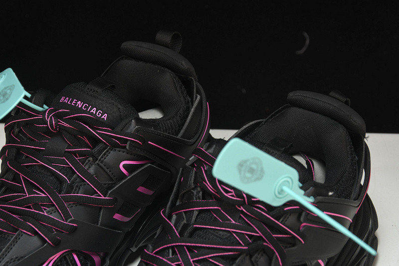 Ba*len*cia*ga track 542436 w2la1-2046