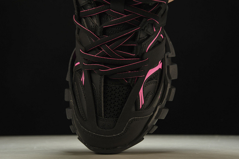 Ba*len*cia*ga track 542436 w2la1-2046