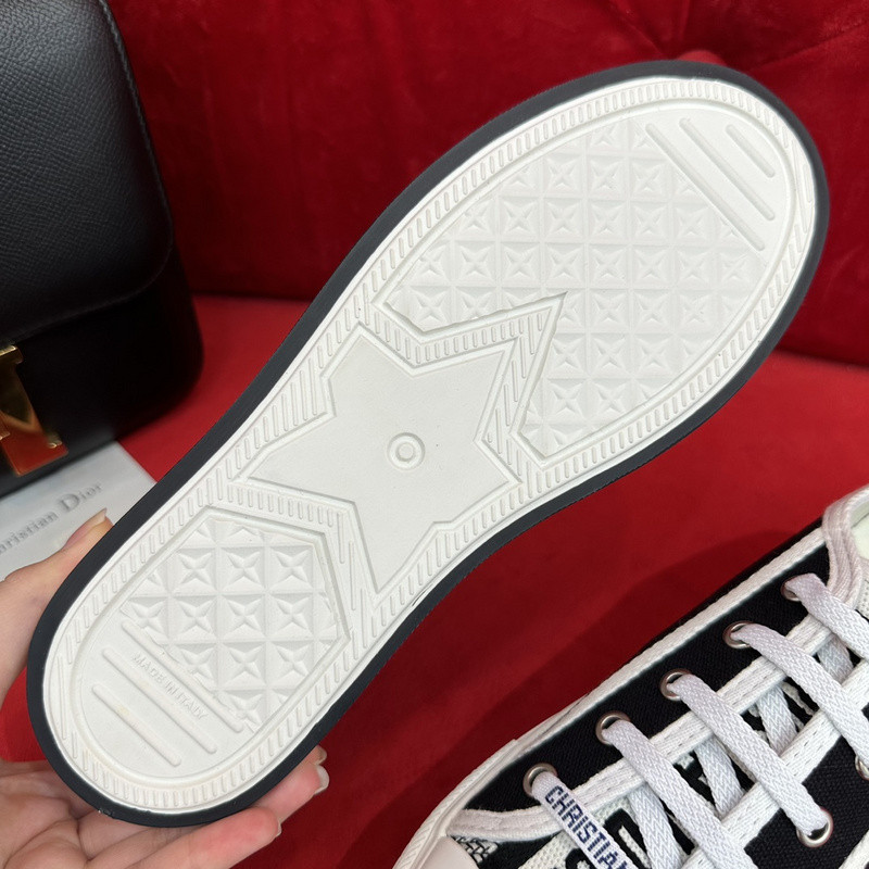 B23 OBLIQUE LOW SNEAKERS