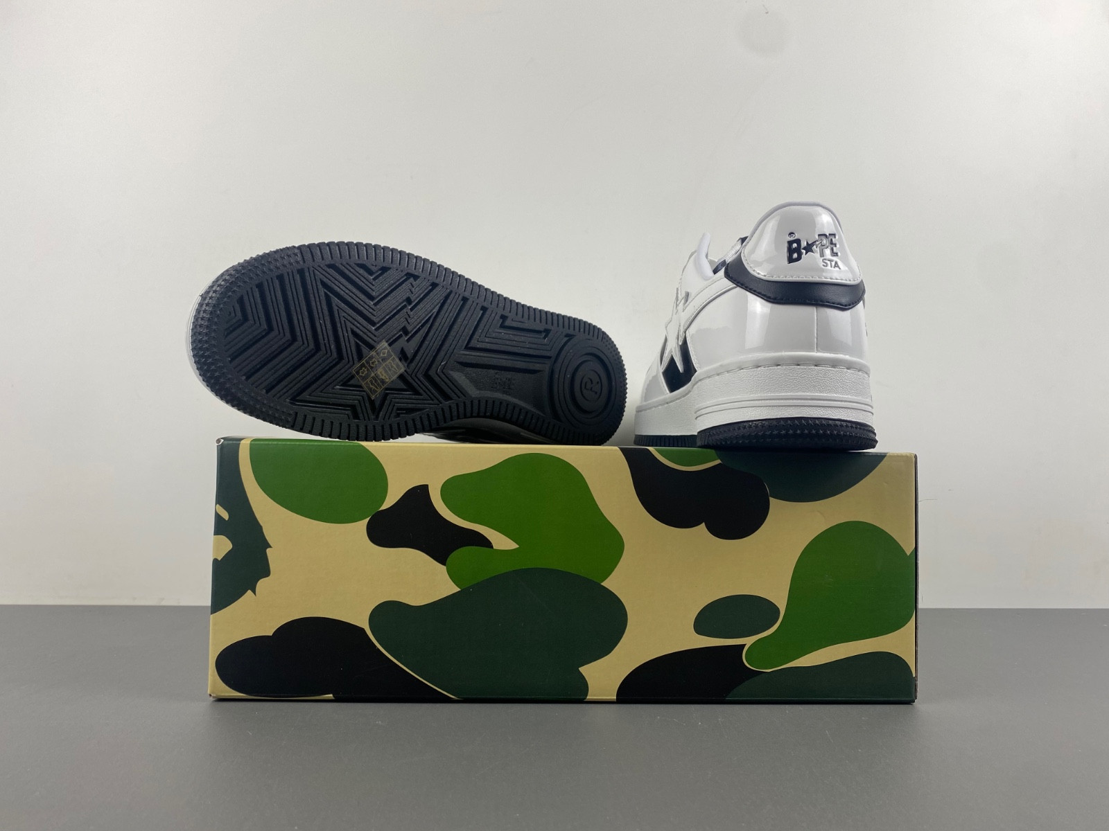 BAPE SNEAKERS