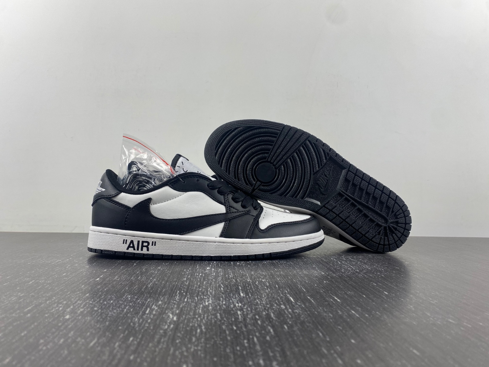 OFF-WHITE x Travis Scott x Air Jordan 1 OW DM7866-188