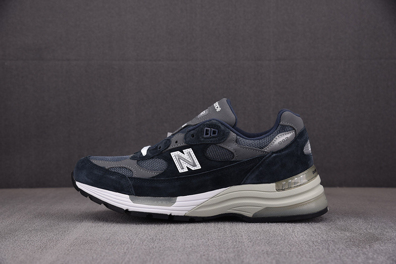 NEW BALANCE M992GG "MADE IN USA"