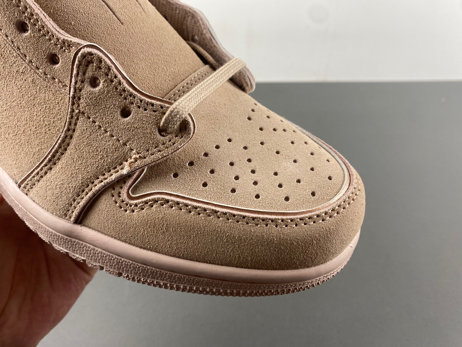 Jordan 1 Retro Low NS Particle Beige 2018 - AO1935-204