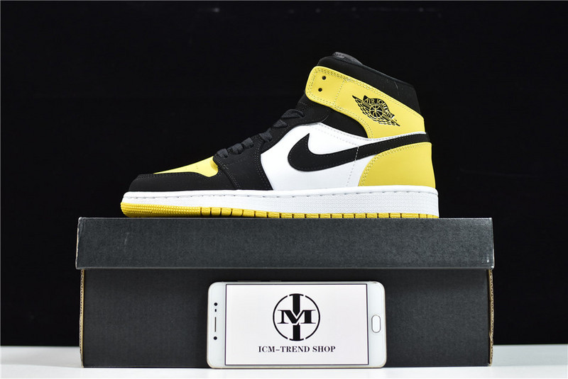 Air Jordan 1 Mid AJ1 852542-071