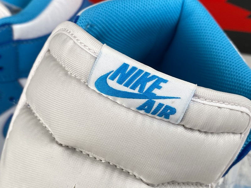Air Jordan 1 Retro High OG “UNC” 555088-117