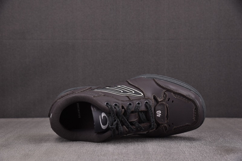 Ba1en*iaga hamptons worn-out