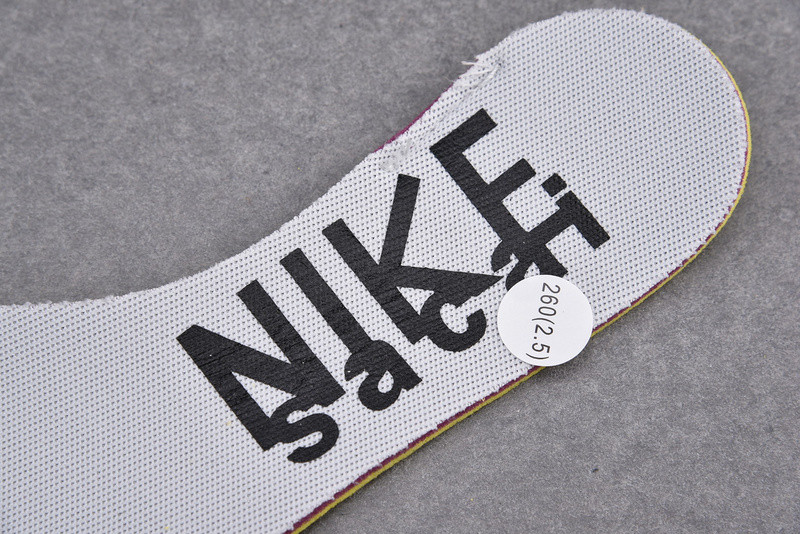 sacai x Nike VaporWaffle 3.0 CV1363-100