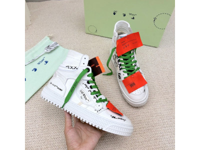 Off-White c/o Virgil Abloh