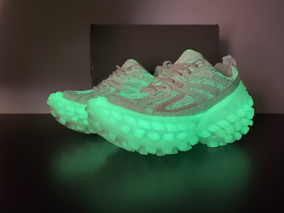 Ba*len*cia*ga bouncer chunky-sole sneakers