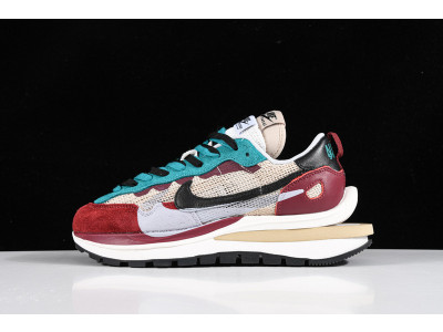 Sacai X NIKe regasus vaporrly SP BV0073-102