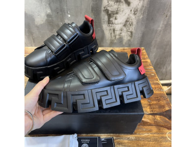 VERSACE SNEAKER