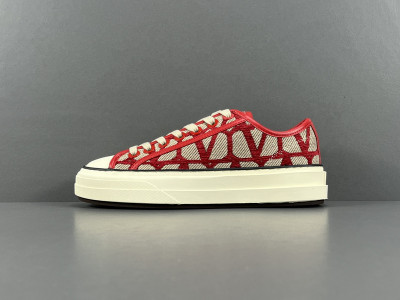 Va1e*ntin0 garavani totaloop